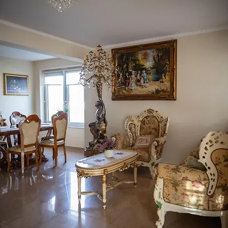 Prywatny Dom Z Parkingiem Trzy Sypialnie Self Check-in Faktura ז'שוב