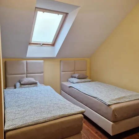 Prywatny Dom Z Parkingiem Trzy Sypialnie Self Check-in Faktura Villa