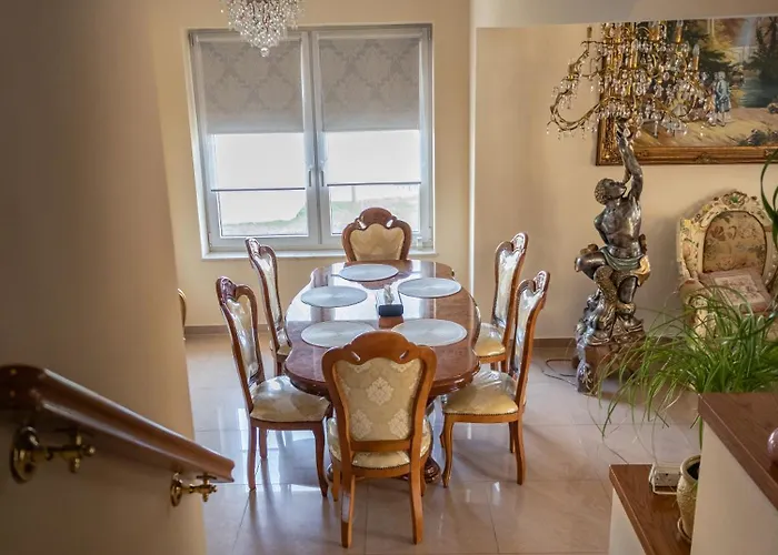 Prywatny Dom Z Parkingiem Trzy Sypialnie Self Check-in Faktura * Жешув