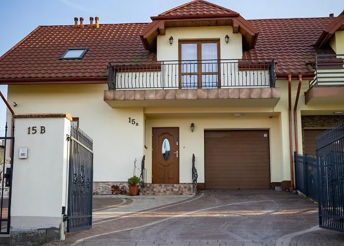 Villa Prywatny Dom Z Parkingiem Trzy Sypialnie Self Check-in Faktura Rzeszów