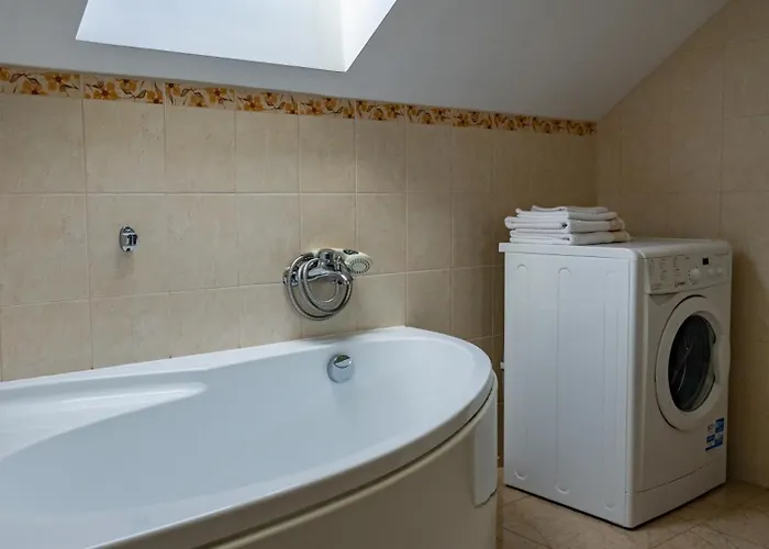 Prywatny Dom Z Parkingiem Trzy Sypialnie Self Check-in Faktura