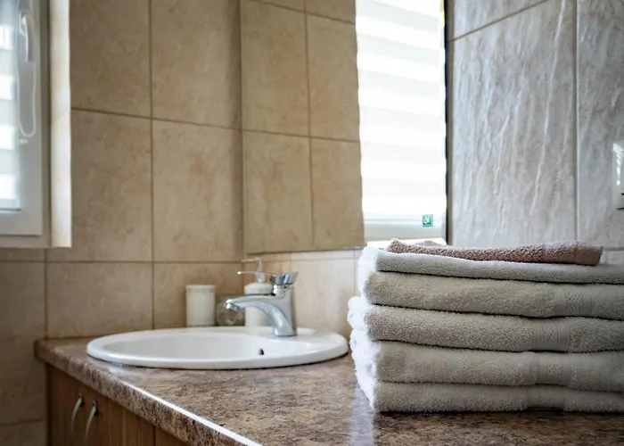 Prywatny Dom Z Parkingiem Trzy Sypialnie Self Check-in Faktura Вилла *